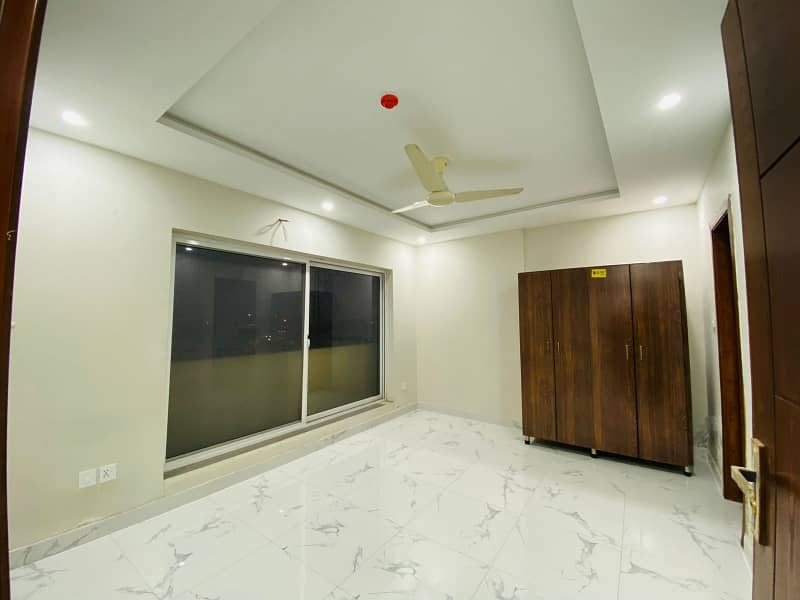 "Spacious 1-Bedroom Apartment for Rent in [Bahria Town] - Modern Amenities & Prime Location" 2