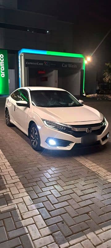 Honda Civic 2017 1