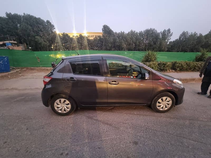 Toyota Vitz 2017 3