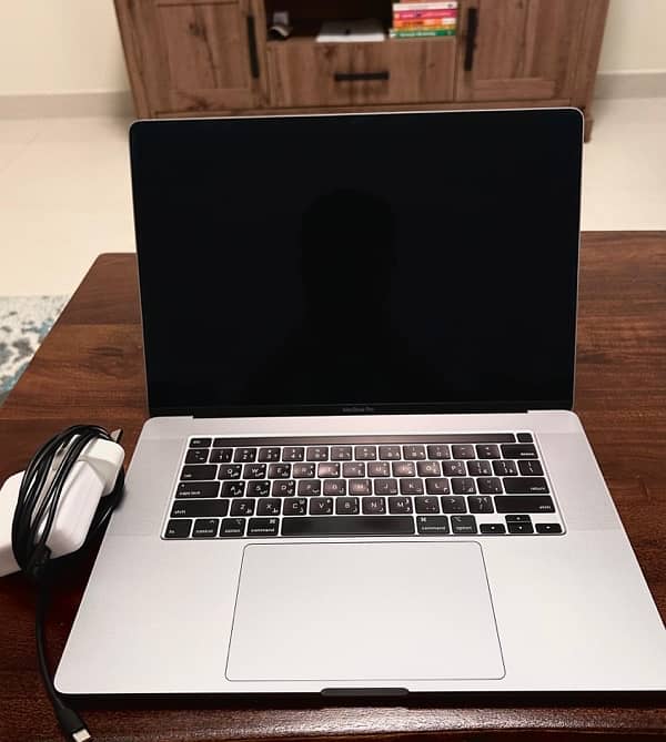 MacBook Pro Model 2019 1