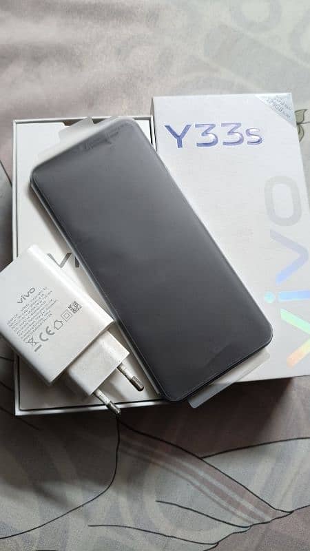 Vivo Y33s 8/128 7