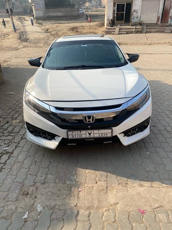 Honda Civic 2017 4