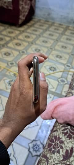 iphone xs sell lush condition pta approved 256gb