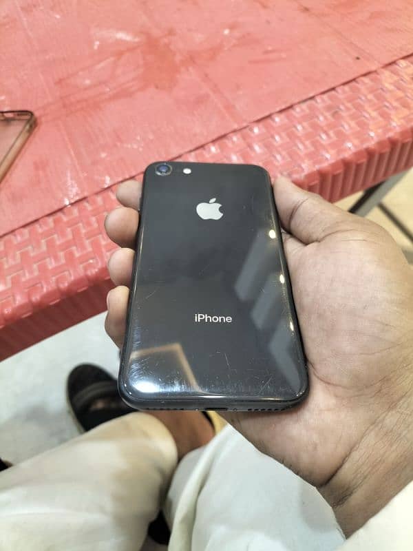 i phone 8 non PTA Bypas 64 gb battery health 100% all ok no fault 10/9 2