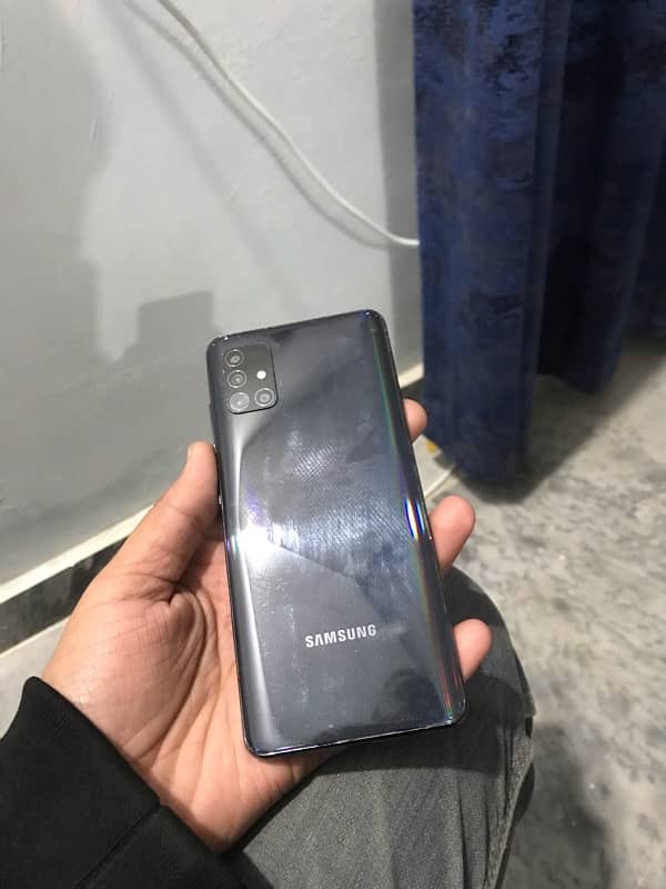 Samsung A51 0