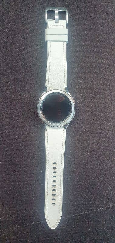 samsung s4 classic watch 10 by 10 with charger 4