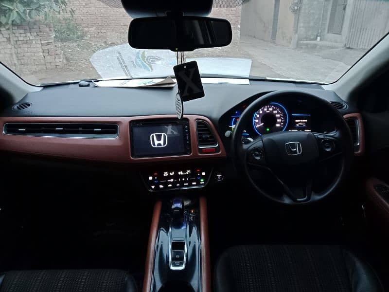 Honda Vezel 2015 7