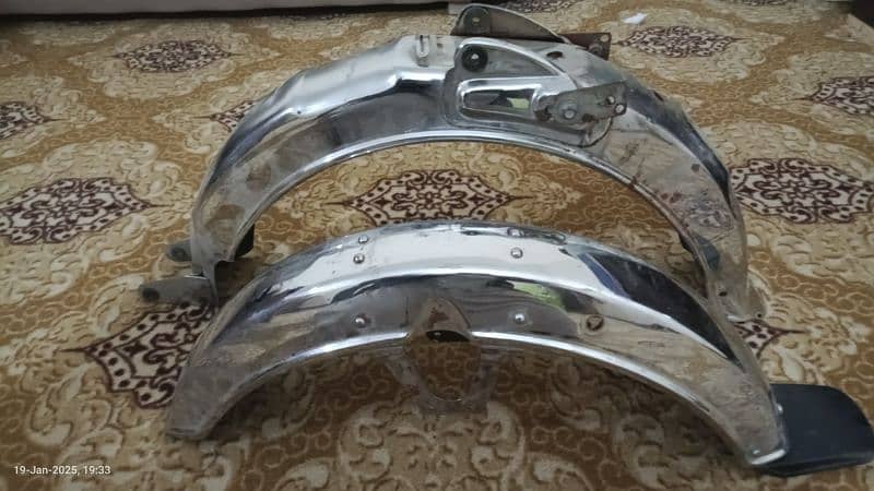 CD-70 Genuine Mudguards 2