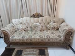 Luxury 7 seater sofa set with center table