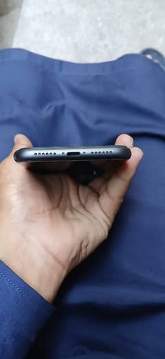 iPhone 11 64gb non pta jv 97 health waterpacked con num 03254489975