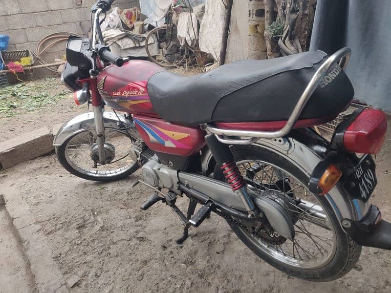 Honde 70cc 4