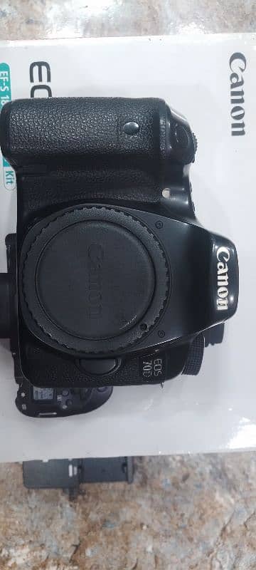 canon 70d body 0