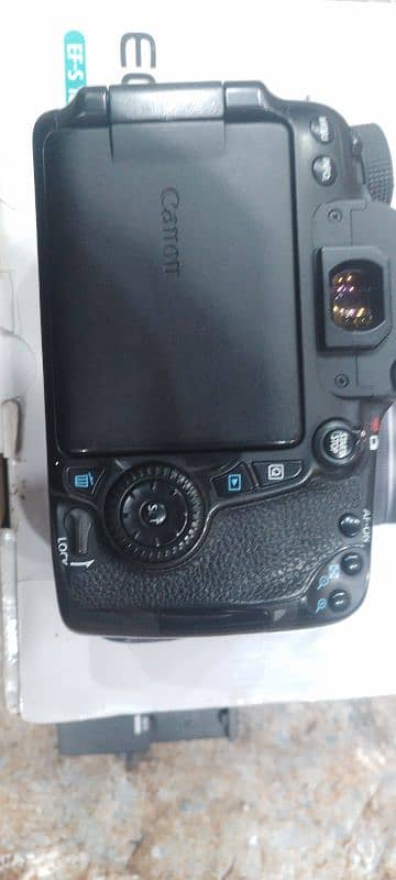 canon 70d body 5