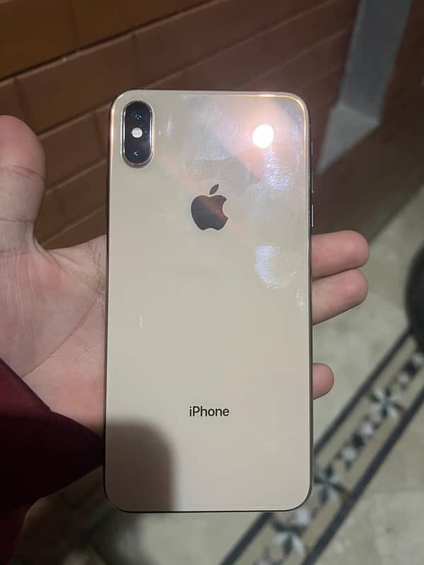 IPHONE XS MAX 1