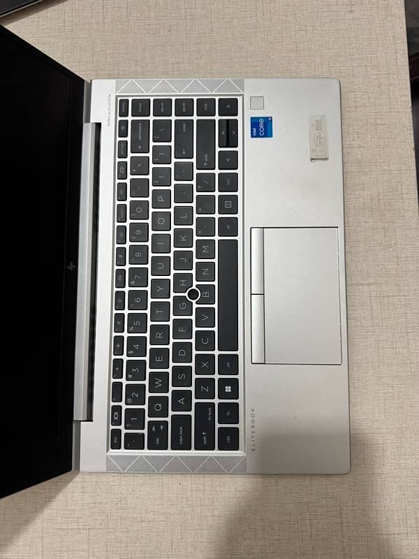 HP 840 G8 | Core i5 11th | Ram 16 GB | SSD 256 GB 2