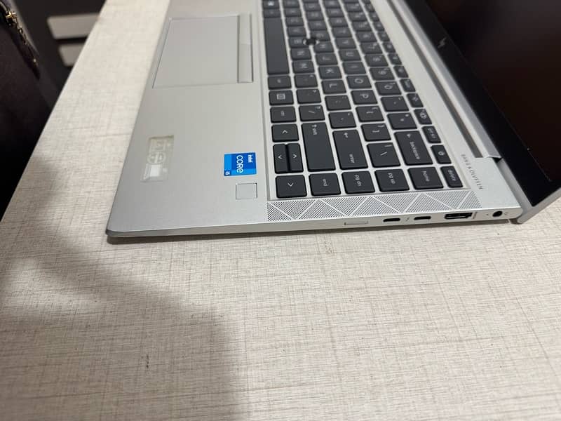 HP 840 G8 | Core i5 11th | Ram 16 GB | SSD 256 GB 3