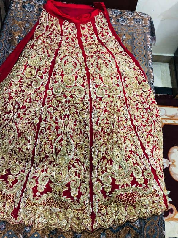 Bridal lehnga with jewellery 1