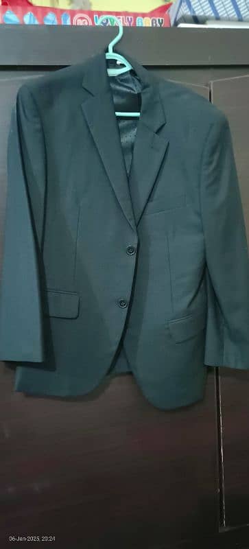 coat valvat good condition Mai h 6