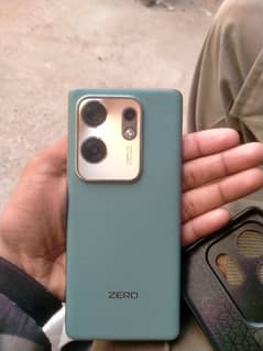 INFINIX ZERO 30