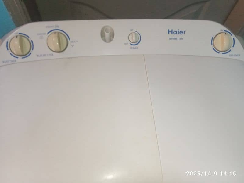 Haier washing machine twin tab model number HWM-80_113S 2