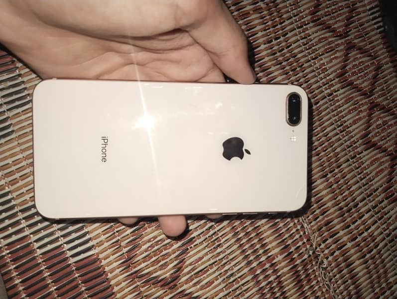 iphone 8plus Jv  64GB 1