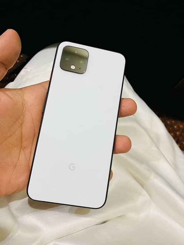 Google pixel 4 10/10 condition 0