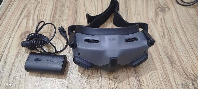 DJI avata  DJI fpv goggles DJI fpv remote 9