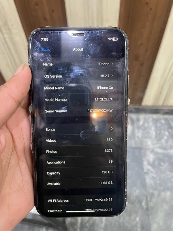 iPhone XR 128GB Factory Unlocked Non PTA 2