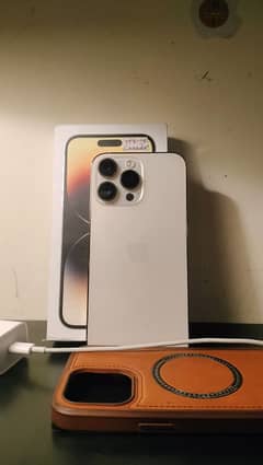 IPhone 14 Pro Max - 256 GB - Canadian Model (with Sim slot)