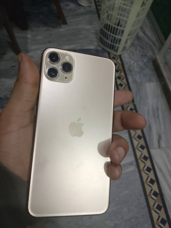 iphone 11 pro max lock 4