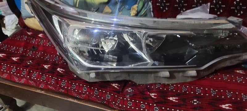 toyota corolla 2020 headlight 1