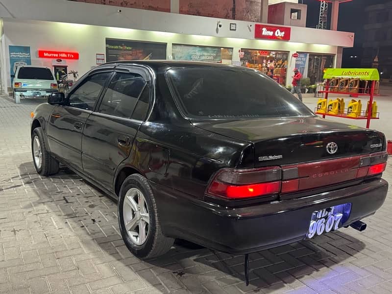 Toyota Corolla XE 1997 12