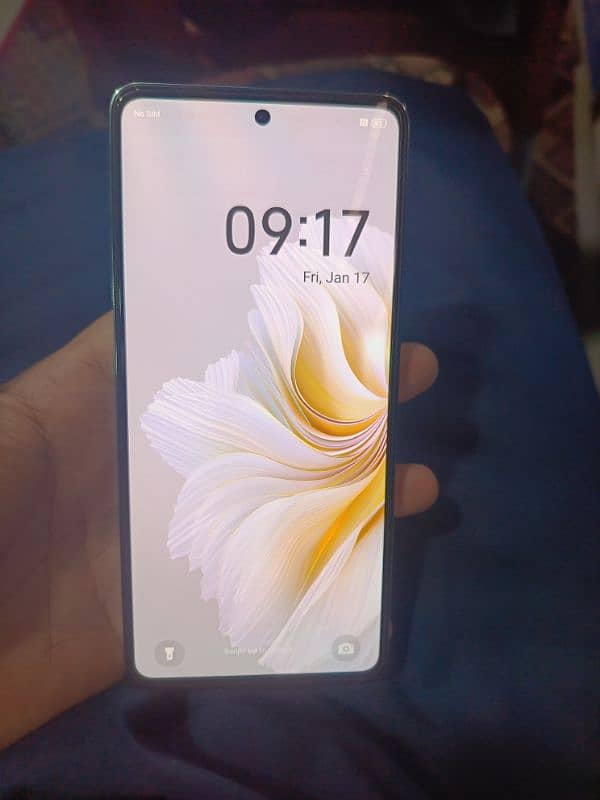 tecno camon 20 8/256 complete box 10/10 4