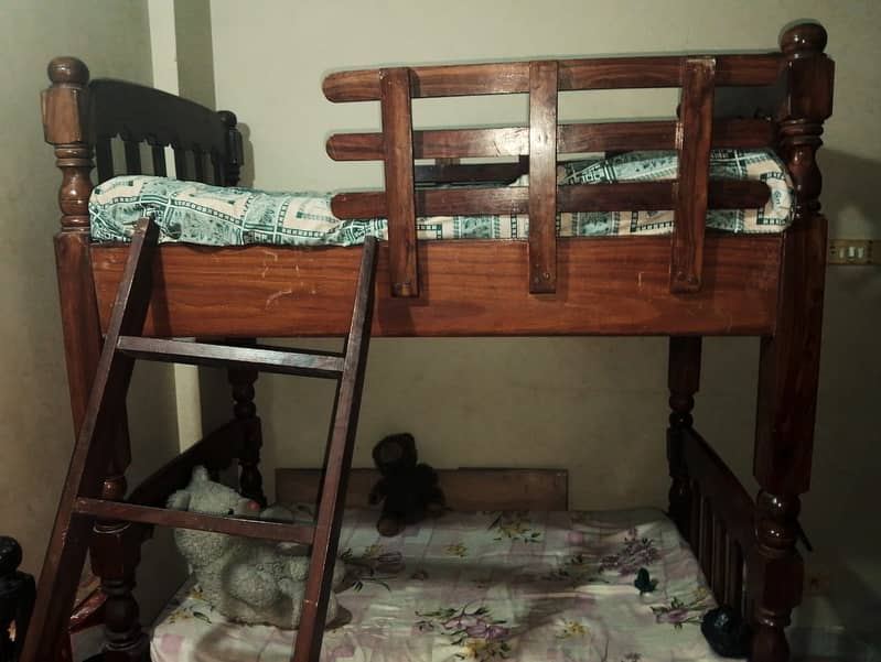 Double Bunk Bed for Kids - Pure Sheesham Wood - Good Condition 1