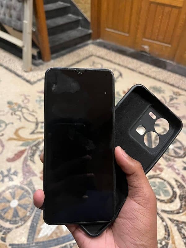 Aoa  . . this is vivo phone model y35 1