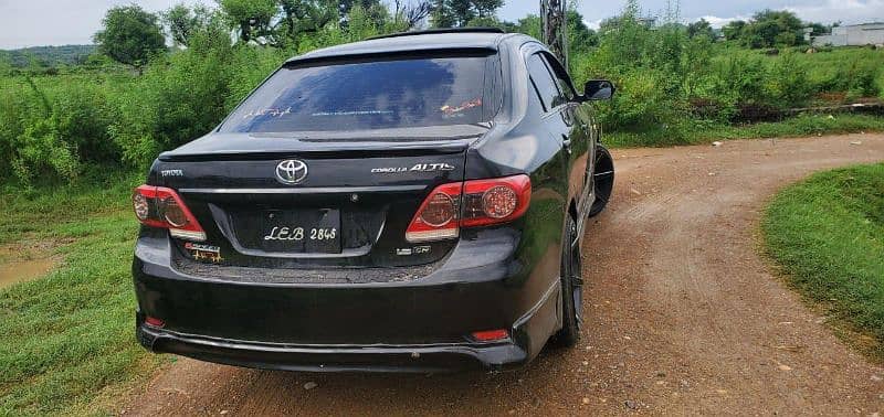 Toyota Corolla Altis 2013 8