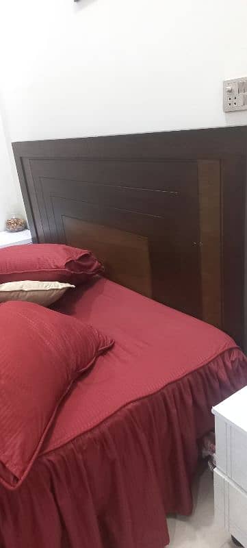 Wooden double bed 0