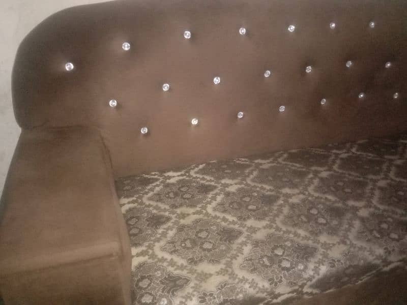 4 seater sofa 2