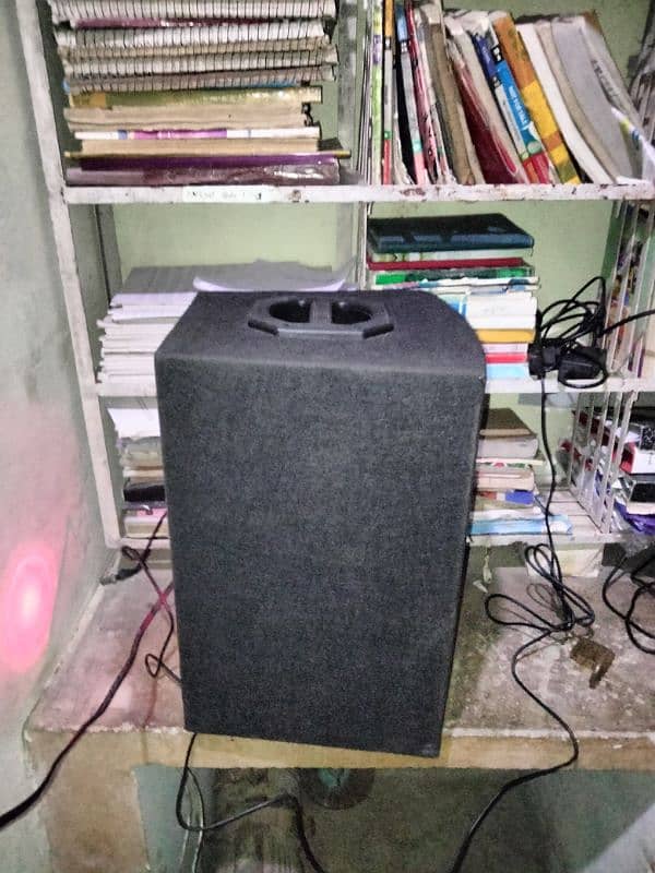 New speaker 1