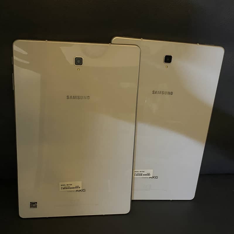 Samsung Galaxy Tab S4 10.5" SM-T830 64GB 4GB RAM Slim Super AMOLED 11