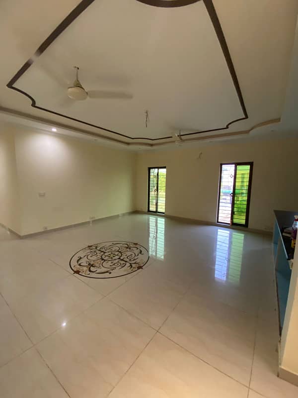 1 KANAL BRAND NEW CONDITION EXCELLENT GOOD UPPER PORTION HOUSE FOR RENT IN BABAR BLOCK BAHRIA TOWN LAHORE 12