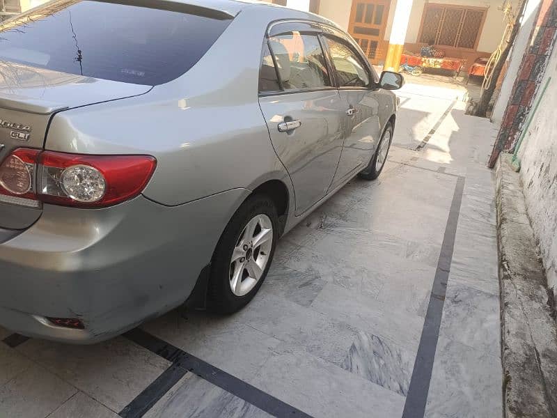 Toyota Corolla GLI 2011 1