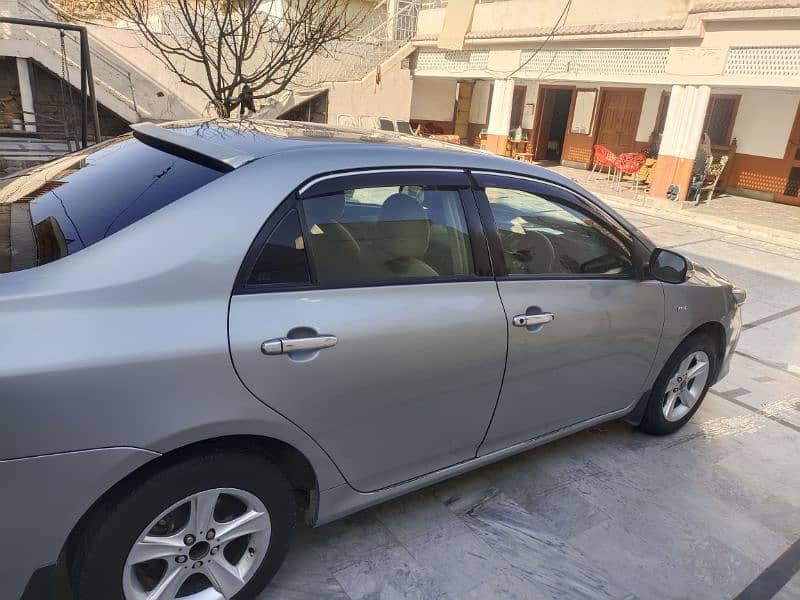 Toyota Corolla GLI 2011 4