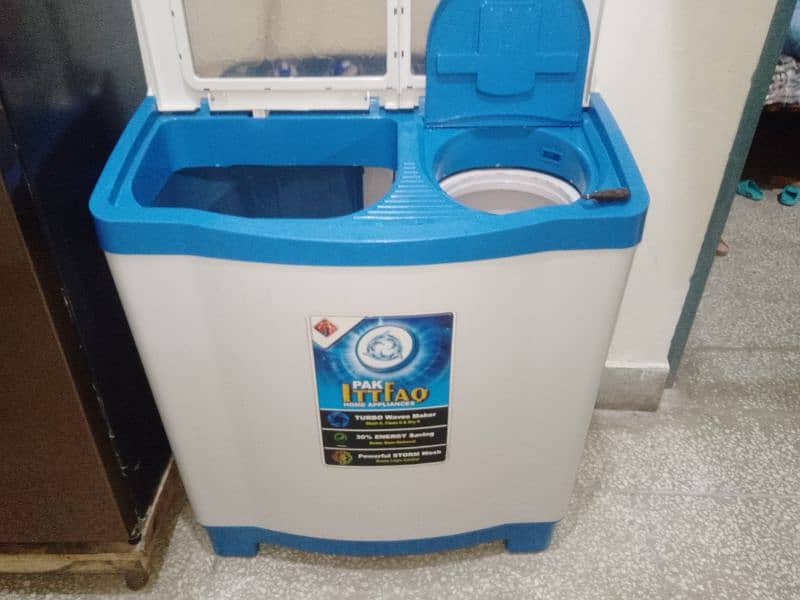 Pak Ittefaq washing machine Twin Tub 2