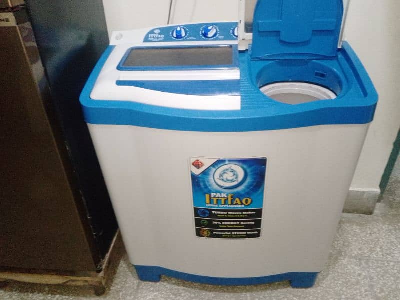 Pak Ittefaq washing machine Twin Tub 4