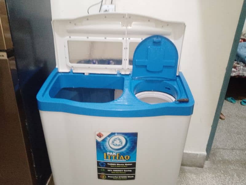 Pak Ittefaq washing machine Twin Tub 5