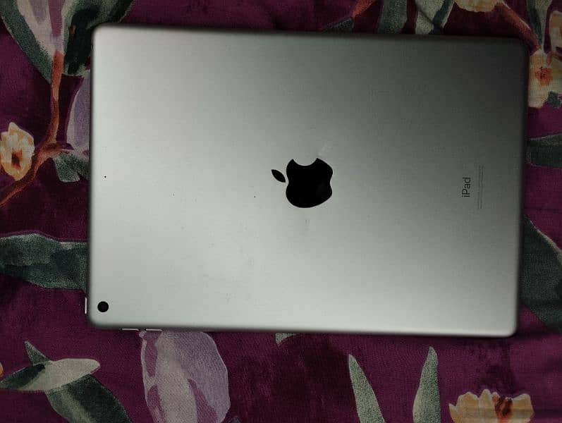 iPad 7gen    32gb 1