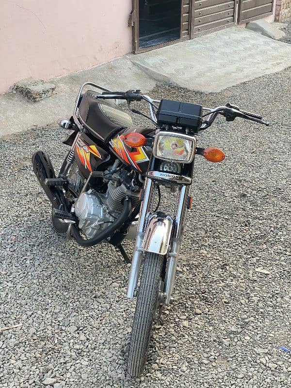 Honda 125 21 model full lush condition 4