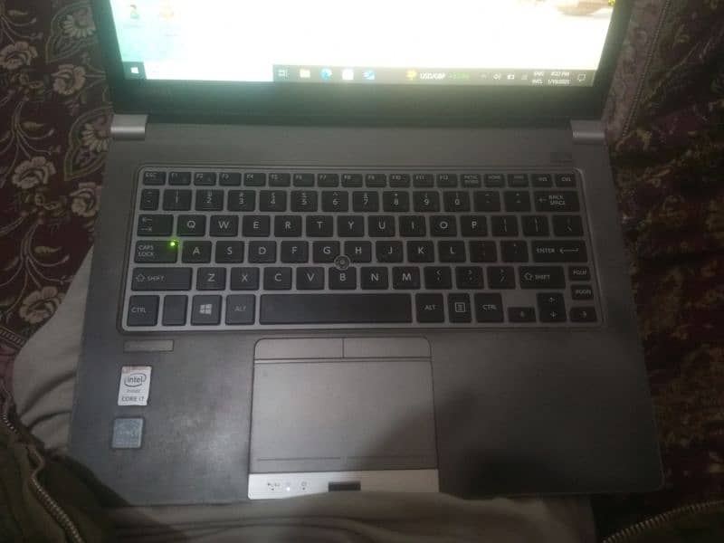 TOSIHBA LAPTOP PORTEGE Z30-T 0