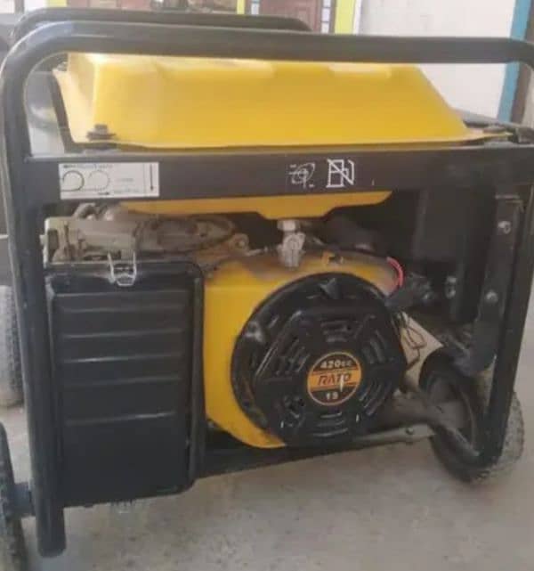 Rato R 9500D 6.0kv self start gas and petrol generator. 4